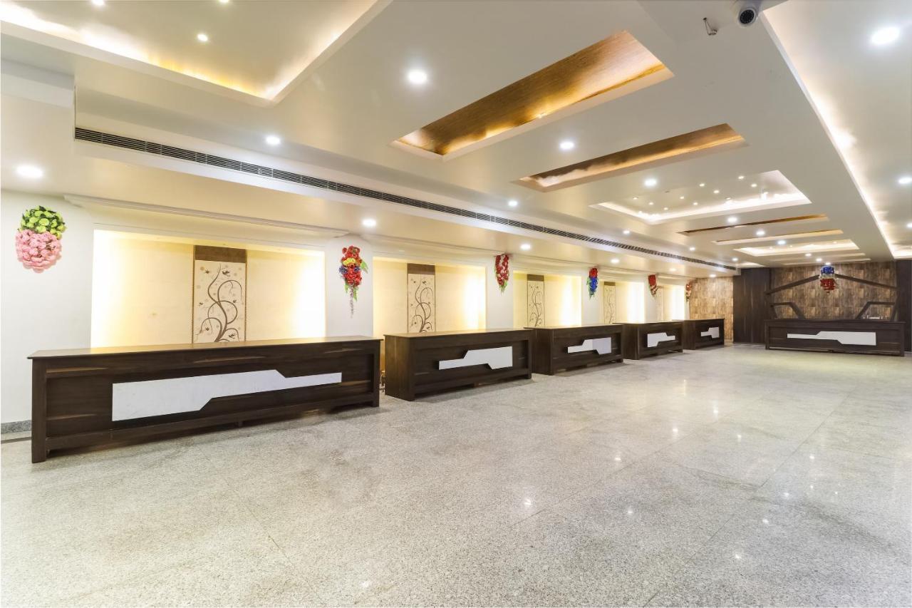 Capital O 15422 Shiva Inn Unnao Dış mekan fotoğraf