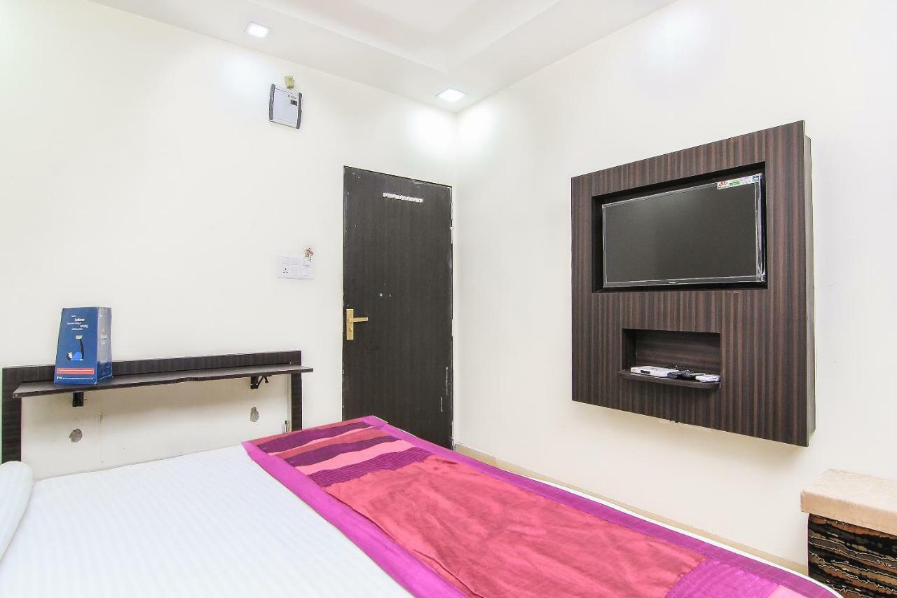 Capital O 15422 Shiva Inn Unnao Dış mekan fotoğraf